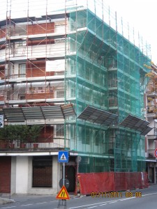 ristrutturazione-integrale-della-facciata-copertura-condominio-ad-aosta-città-ao-2    